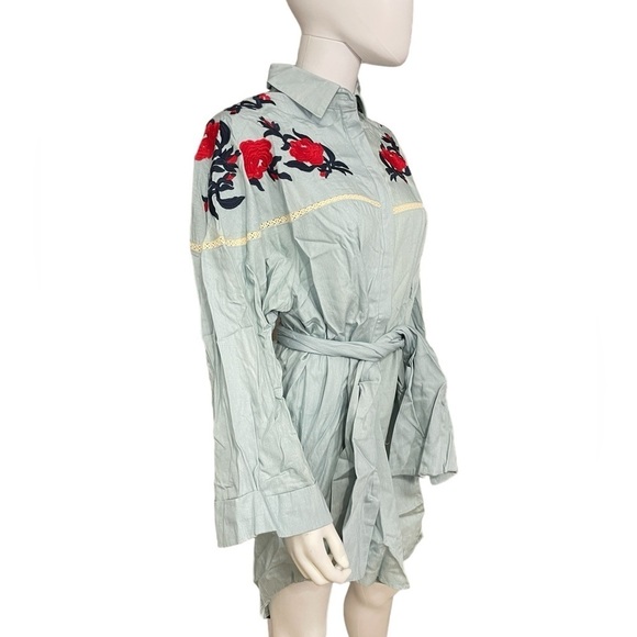 AMT Tunic Bella Blue Floral Printed Flare
Long Sleeve Top Dress
New - Picture 6 of 8